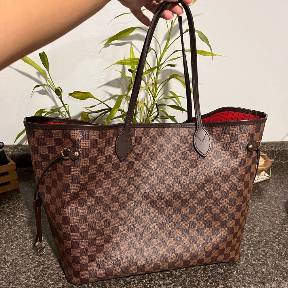 Pre-Loved Louis Vuitton Neverfull GM